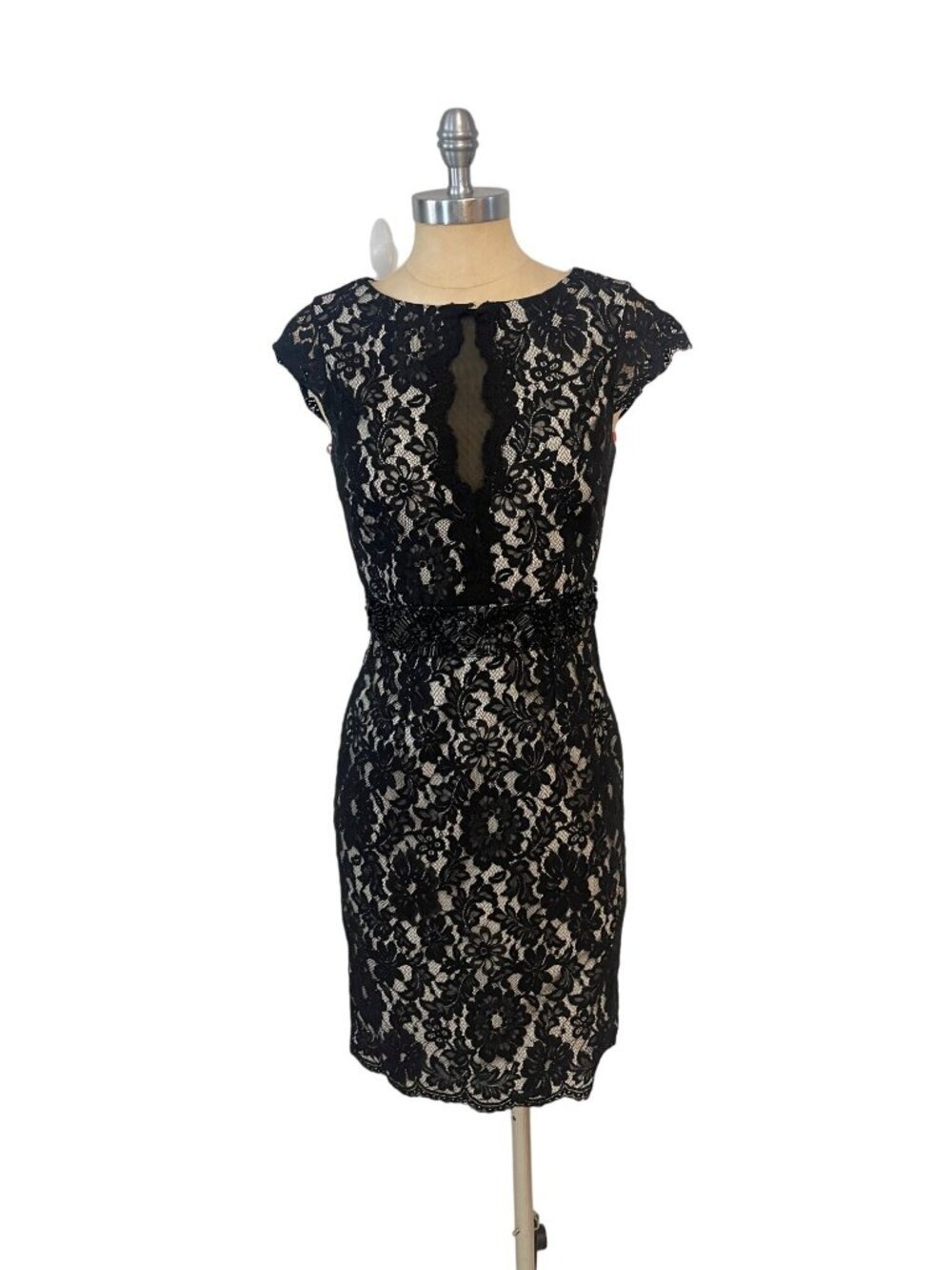 Monique Lhillier Black Beaded Party Cocktail Dress size 4